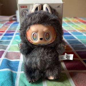 🖤 POP MART The Monsters Big into Energy SECRET EDTION ID  🖤 NWT 🖤